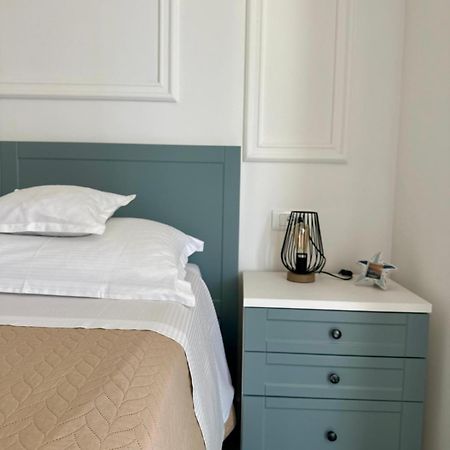 Apartments Lozina Drvenik  Zewnętrze zdjęcie
