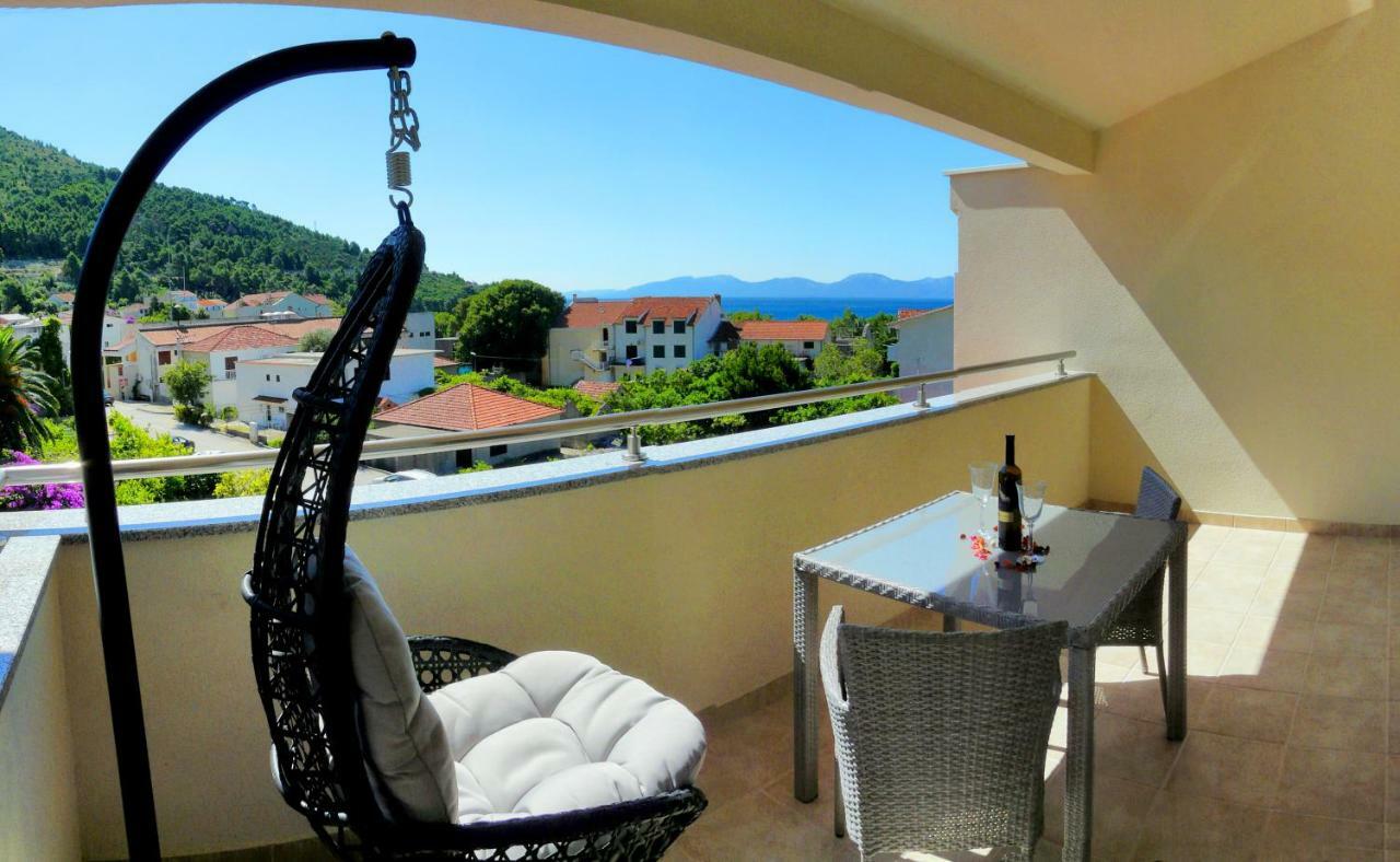 Apartments Lozina Drvenik  Zewnętrze zdjęcie