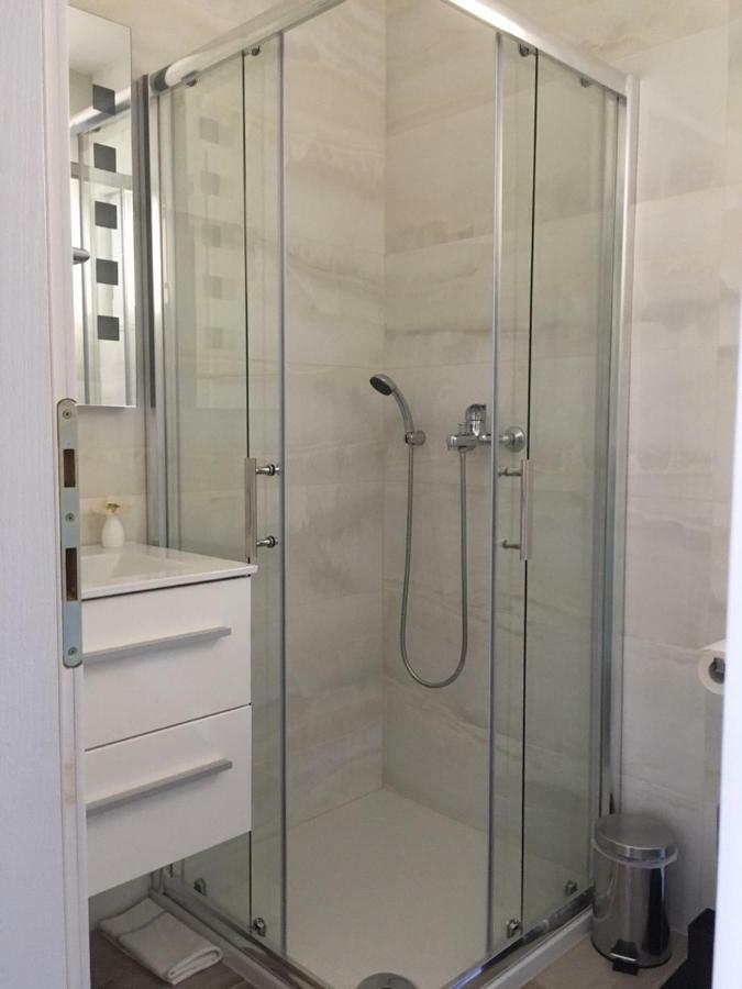 Apartments Lozina Drvenik  Zewnętrze zdjęcie