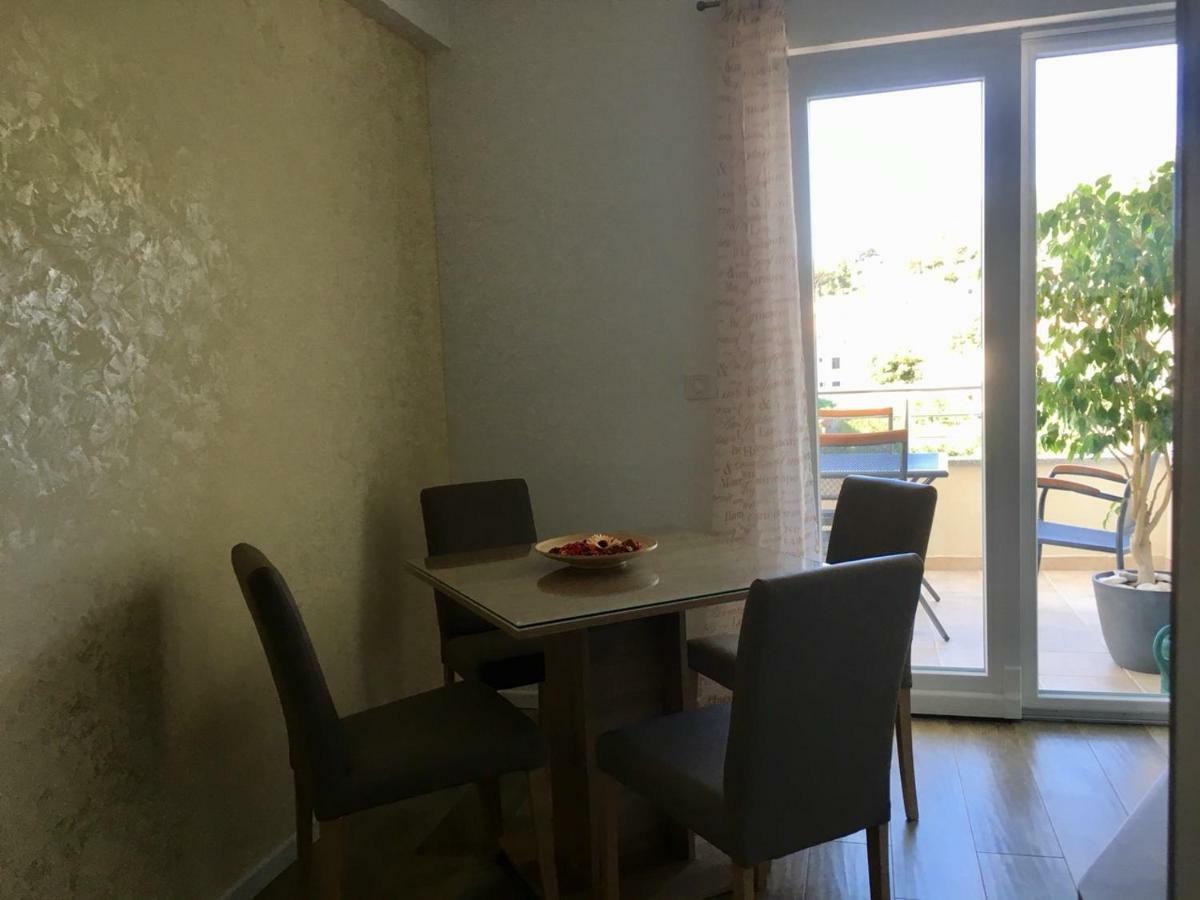 Apartments Lozina Drvenik  Zewnętrze zdjęcie